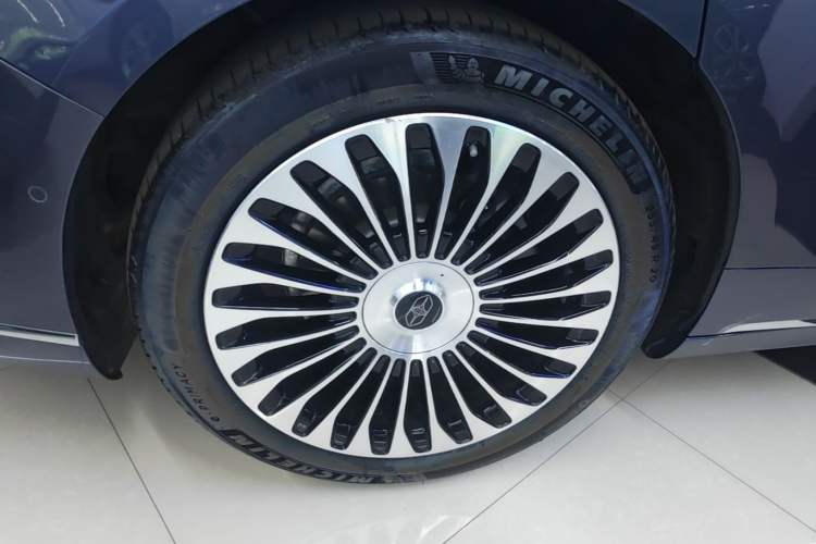 Used Hima Stelato S9T 2025 Model Range-Extended Ultra Long-Range Version Right Rear Wheel Hub