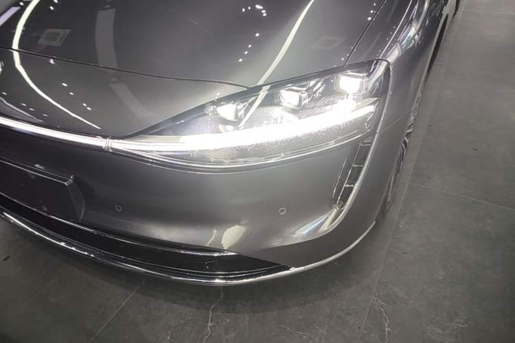 Used Hima Stelato S9T 2025 Model Range-Extended Ultra Long-Range Version Left Front Headlight