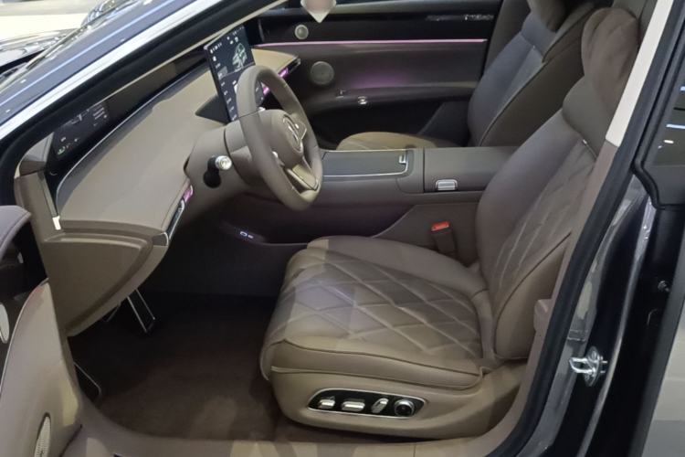 Used Hima Stelato S9T 2025 Model Range-Extended Ultra Long-Range Version Left Front Seat