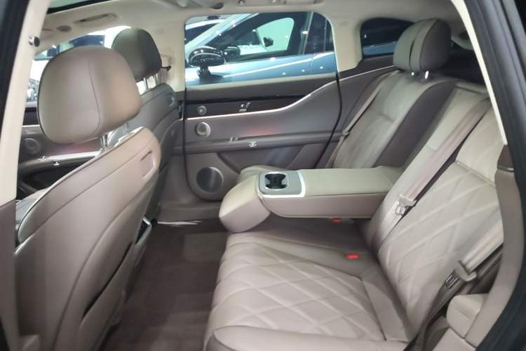 Used Hima Stelato S9T 2025 Model Range-Extended Ultra Long-Range Version Left Rear Seat