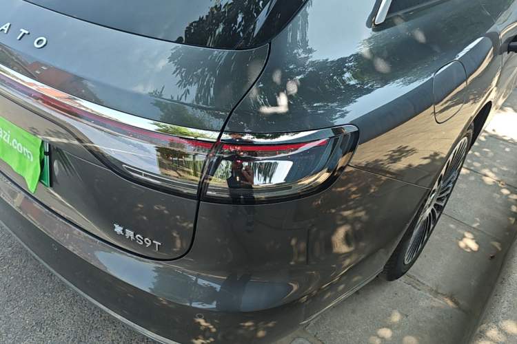 Used Hima Stelato S9T 2025 Model Range-Extended Max Right Rear Taillight