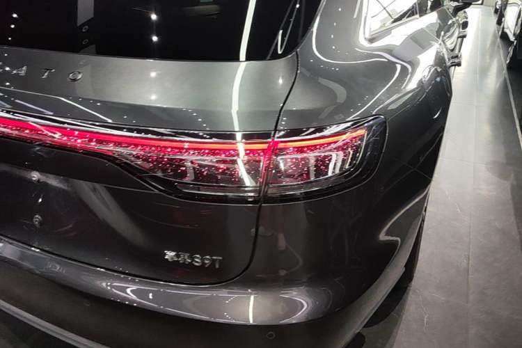 Used Hima Stelato S9T 2025 Model Range-Extended Ultra Long-Range Version Right Rear Taillight