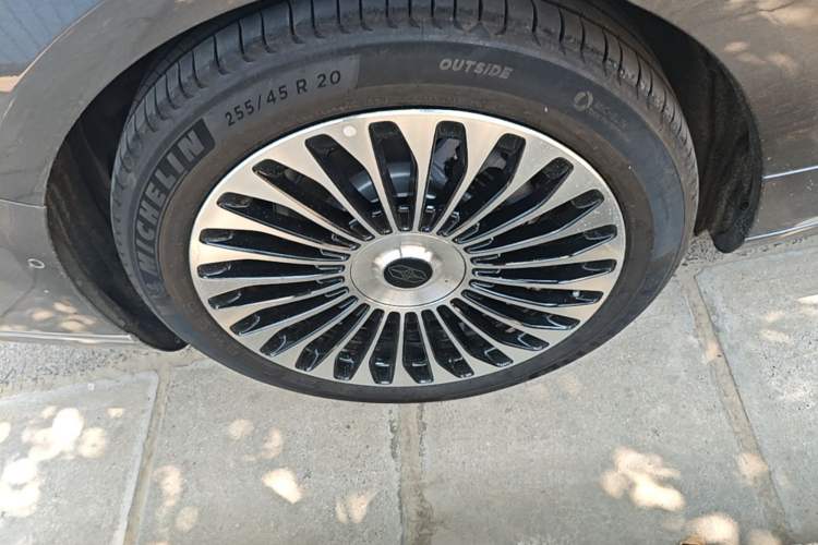 Used Hima Stelato S9T 2025 Model Range-Extended Max Right Rear Wheel Hub