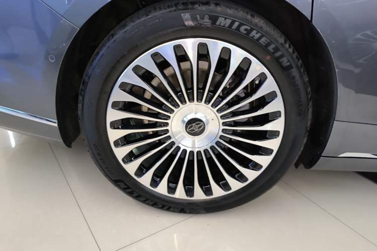 Used Hima Stelato S9T 2025 Model Range-Extended Ultra Long-Range Version Right Rear Wheel Hub