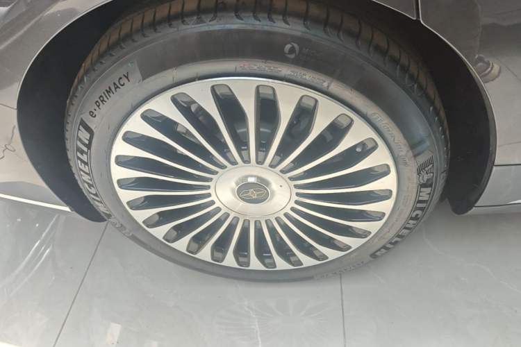 Used Hima Stelato S9T 2025 Model Range-Extended Max Long-Range Version Right Rear Wheel Hub