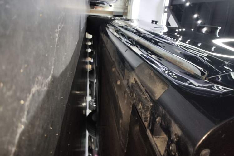 Used Hima Stelato S9T 2025 Model Range-Extended Ultra Long-Range Version Right Side Sill