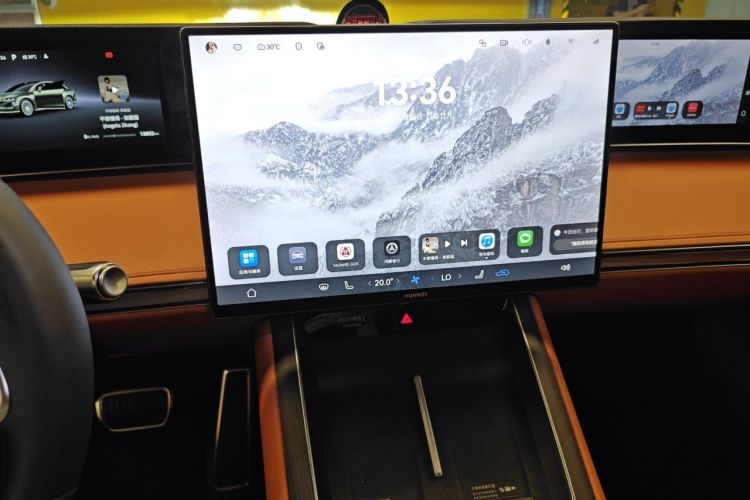 Used Hima Stelato S9T 2025 Model Pure Electric Four-Wheel-Drive Ultra Audio And AC Panel