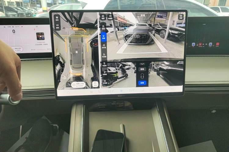 Used Hima Stelato S9T 2025 Model Range-Extended Max Audio And AC Panel