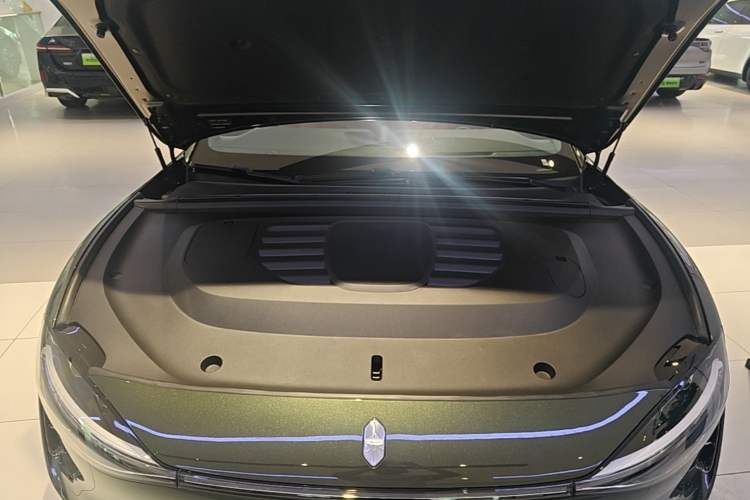 Used Hima Stelato S9T 2025 Model Range-Extended Max Engine Bay