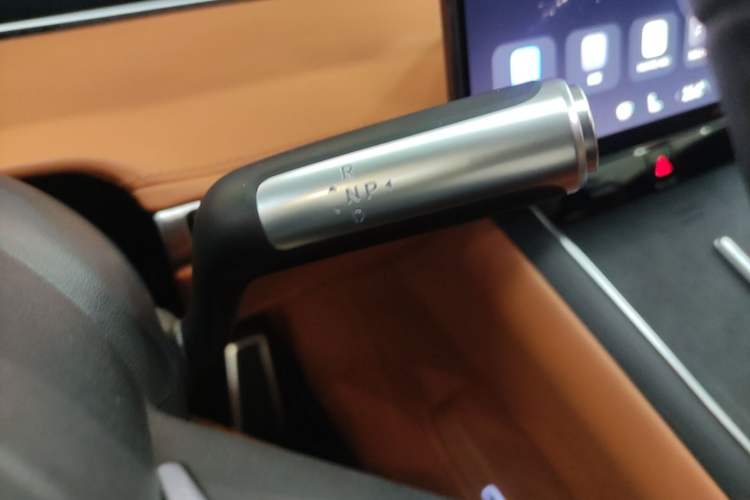 Used Hima Stelato S9T 2025 Model Pure Electric Rear-Drive Max Gear Lever