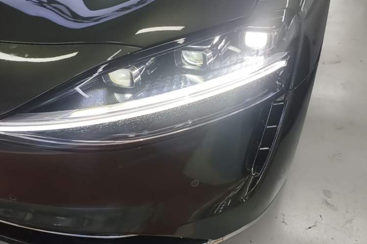 Used Hima Stelato S9T 2025 Model Range-Extended Ultra Long-Range Version Left Front Headlight