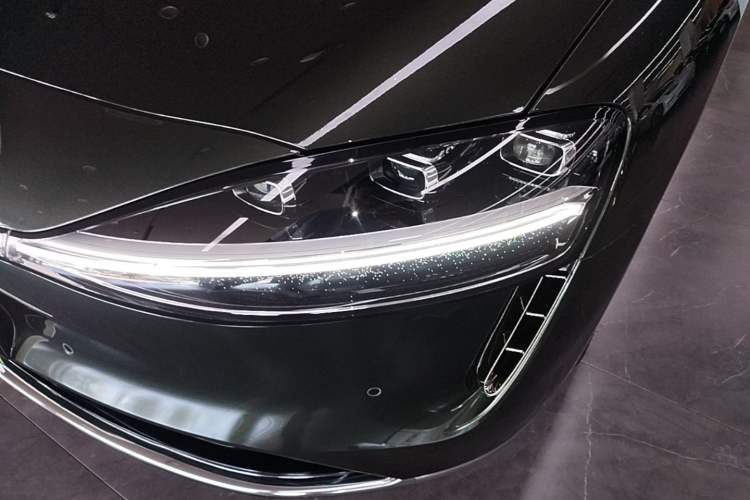 Used Hima Stelato S9T 2025 Model Range-Extended Ultra Long-Range Version Left Front Headlight