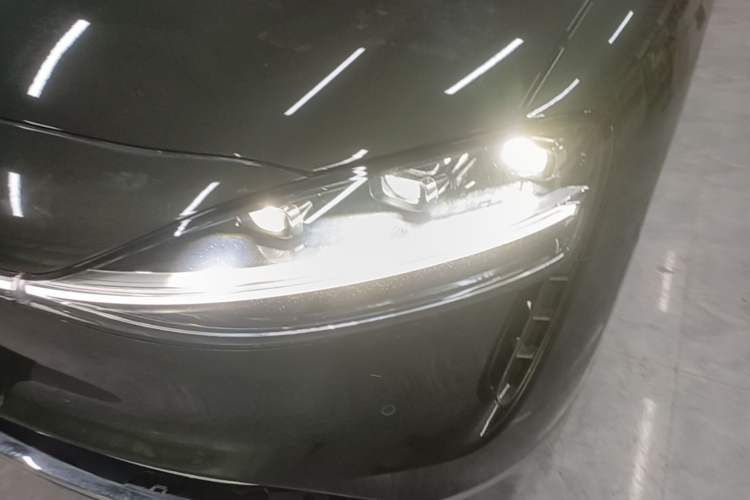 Used Hima Stelato S9T 2025 Model Range-Extended Ultra Long-Range Version Left Front Headlight