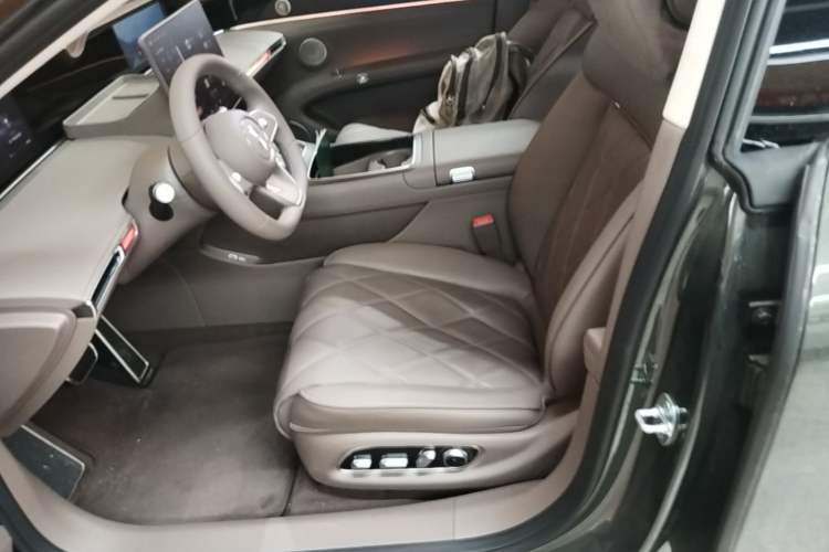 Used Hima Stelato S9T 2025 Model Pure Electric Four-Wheel-Drive Ultra Left Front Seat
