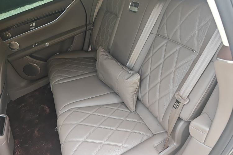Used Hima Stelato S9T 2025 Model Range-Extended Ultra Long-Range Version Left Rear Seat