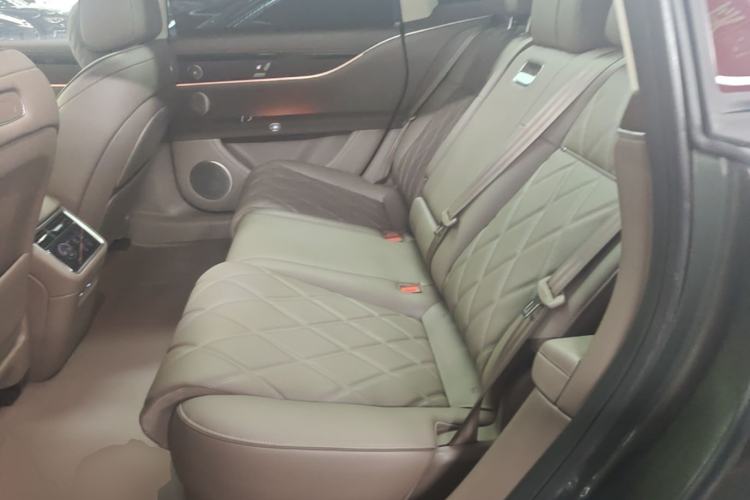 Used Hima Stelato S9T 2025 Model Range-Extended Ultra Long-Range Version Left Rear Seat