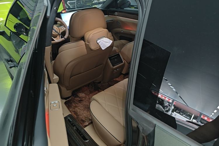 Used Hima Stelato S9T 2025 Model Range-Extended Max Long-Range Version Left Rear Seat