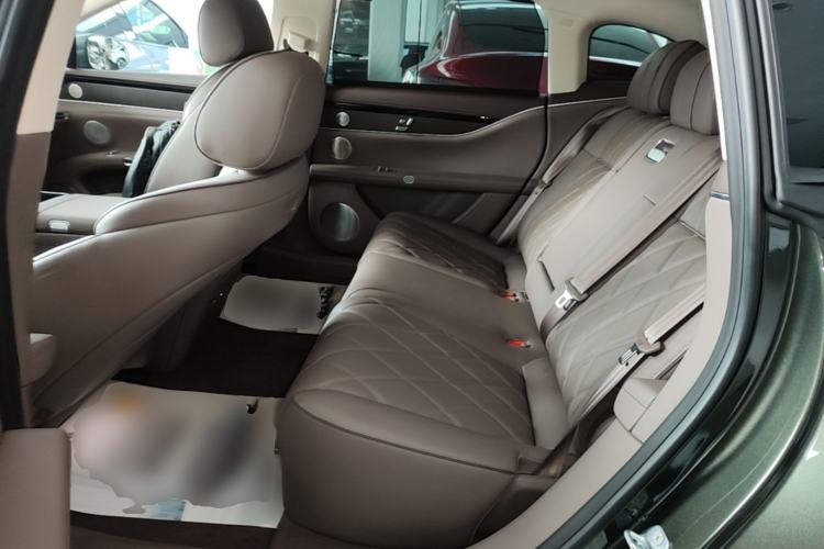 Used Hima Stelato S9T 2025 Model Range-Extended Ultra Long-Range Version Left Rear Seat