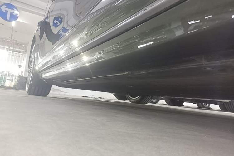 Used Hima Stelato S9T 2025 Model Pure Electric Rear-Drive Max Left Side Sill