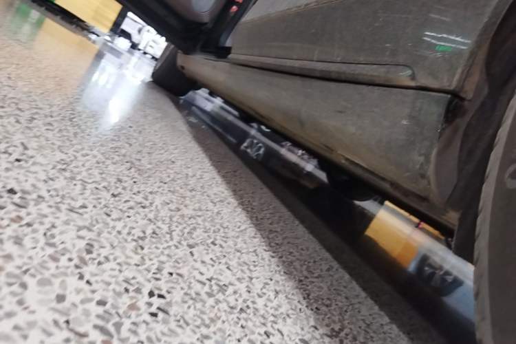 Used Hima Stelato S9T 2025 Model Pure Electric Four-Wheel-Drive Ultra Left Side Sill