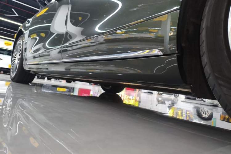 Used Hima Stelato S9T 2025 Model Pure Electric Four-Wheel-Drive Ultra Left Side Sill
