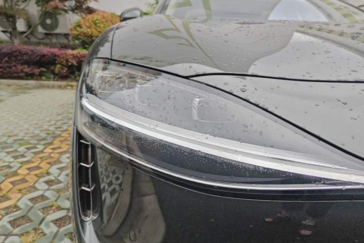 Used Hima Stelato S9T 2025 Model Range-Extended Ultra Long-Range Version Right Front Headlight
