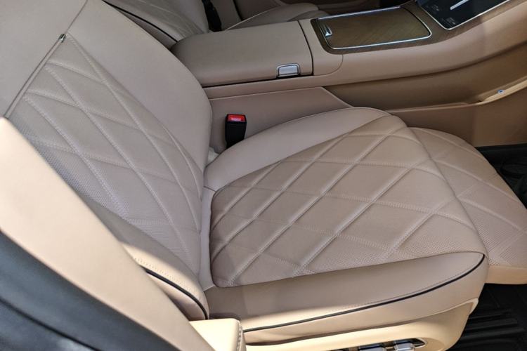 Used Hima Stelato S9T 2025 Model Range-Extended Ultra Long-Range Version Right Front Seat