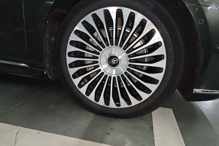 Used Hima Stelato S9T 2025 Model Pure Electric Four-Wheel-Drive Ultra Right Front Wheel Hub