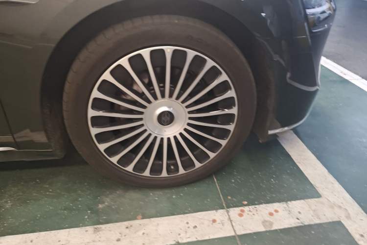 Used Hima Stelato S9T 2025 Model Pure Electric Four-Wheel-Drive Ultra Right Front Wheel Hub
