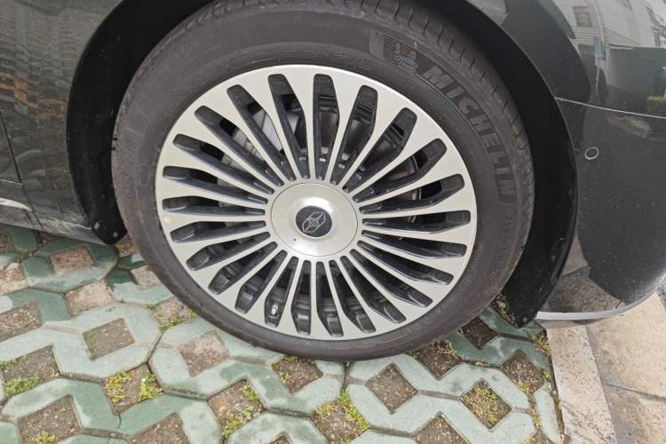 Used Hima Stelato S9T 2025 Model Range-Extended Ultra Long-Range Version Right Front Wheel Hub