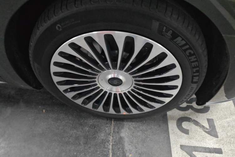 Used Hima Stelato S9T 2025 Model Pure Electric Four-Wheel-Drive Max Right Front Wheel Hub