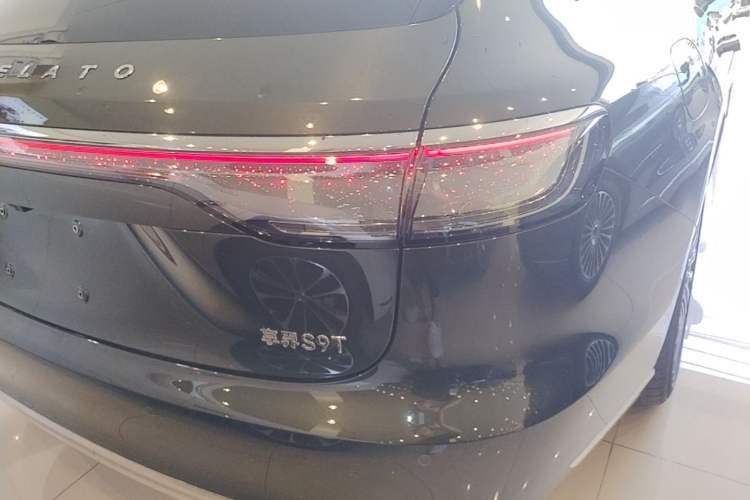 Used Hima Stelato S9T 2025 Model Range-Extended Ultra Long-Range Version Right Rear Taillight