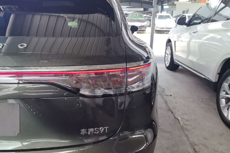 Used Hima Stelato S9T 2025 Model Range-Extended Max Right Rear Taillight