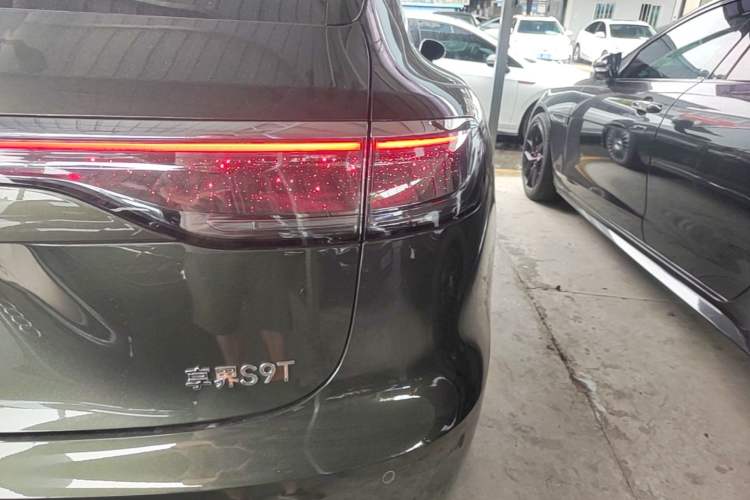 Used Hima Stelato S9T 2025 Model Range-Extended Max Right Rear Taillight