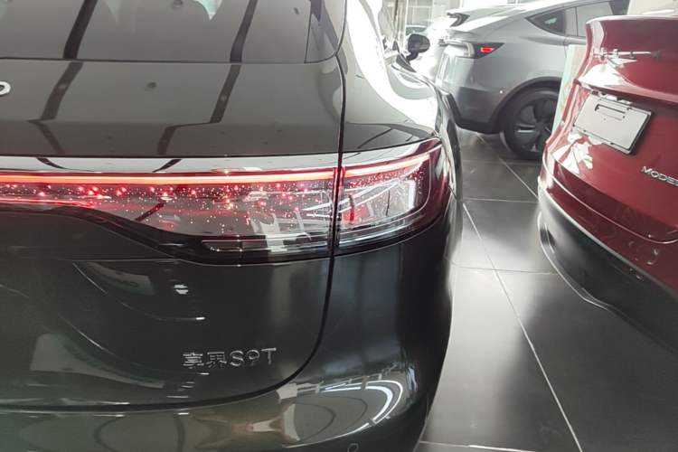 Used Hima Stelato S9T 2025 Model Range-Extended Ultra Long-Range Version Right Rear Taillight