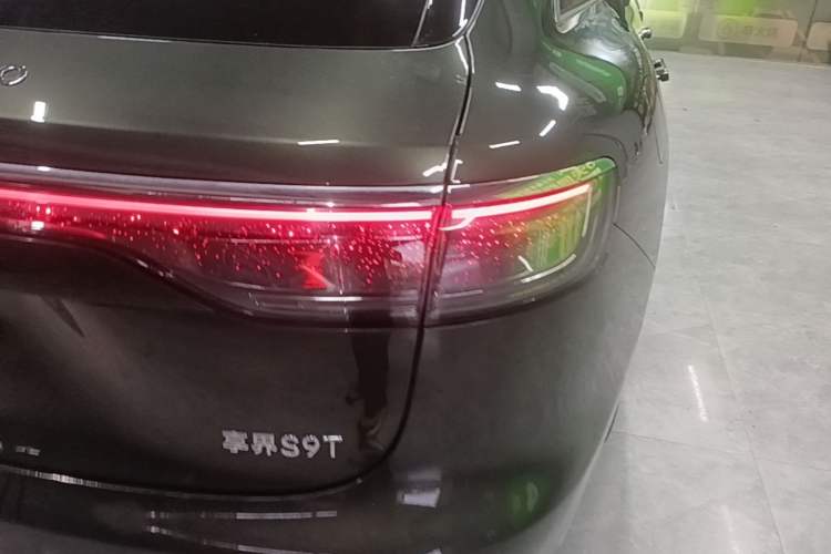 Used Hima Stelato S9T 2025 Model Range-Extended Ultra Long-Range Version Right Rear Taillight