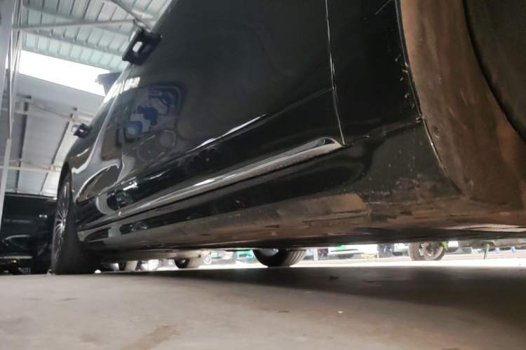 Used Hima Stelato S9T 2025 Model Range-Extended Max Right Side Sill