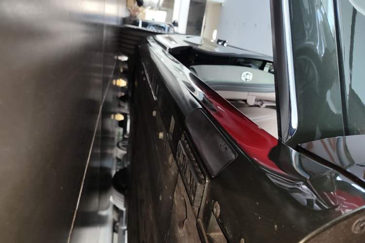 Used Hima Stelato S9T 2025 Model Range-Extended Ultra Long-Range Version Right Side Sill