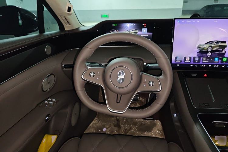 Used Hima Stelato S9T 2025 Model Pure Electric Four-Wheel-Drive Ultra Steering Wheel