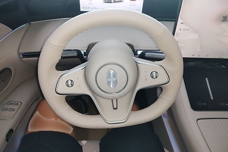 Used Hima Stelato S9T 2025 Model Range-Extended Ultra Long-Range Version Steering Wheel