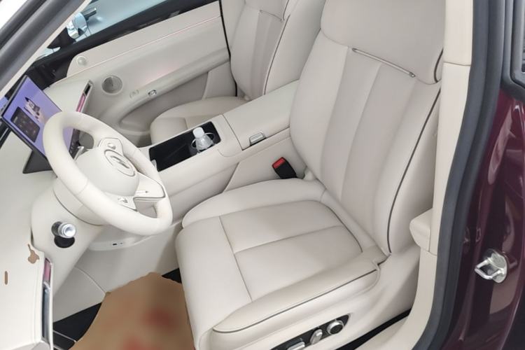 Used Hima Stelato S9T 2025 Model Range-Extended Ultra Long-Range Version Left Front Seat