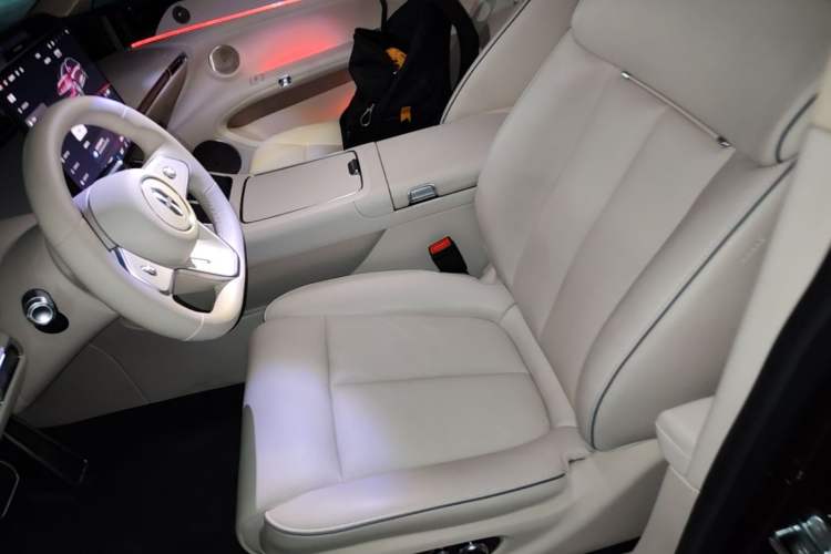 Used Hima Stelato S9T 2025 Model Range-Extended Ultra Long-Range Version Left Front Seat