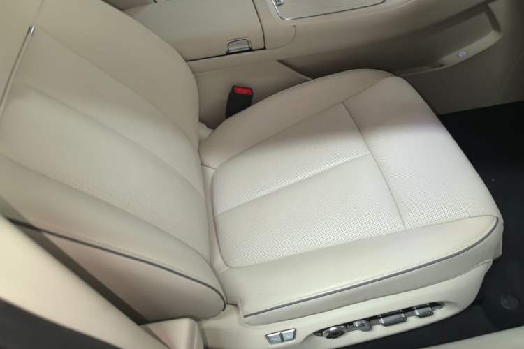 Used Hima Stelato S9T 2025 Model Range-Extended Ultra Long-Range Version Right Front Seat