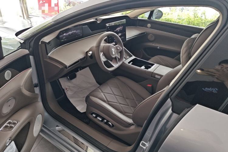 Used Hima Stelato S9T 2025 Model Pure Electric Four-Wheel-Drive Ultra Driver Seat