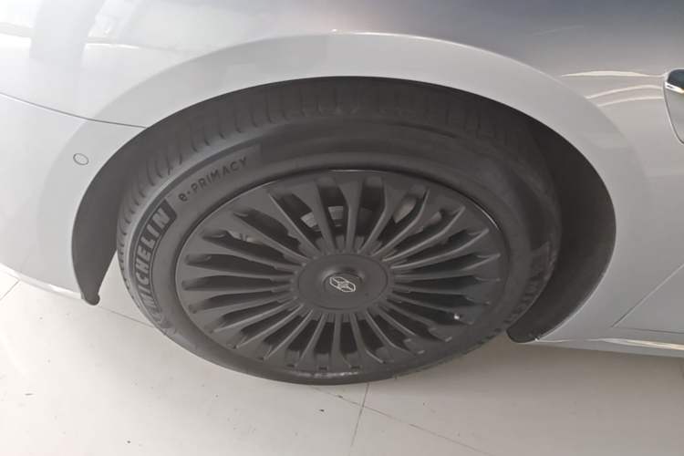 Used Hima Stelato S9T 2025 Model Range-Extended Ultra Long-Range Version Left Front Wheel Hub