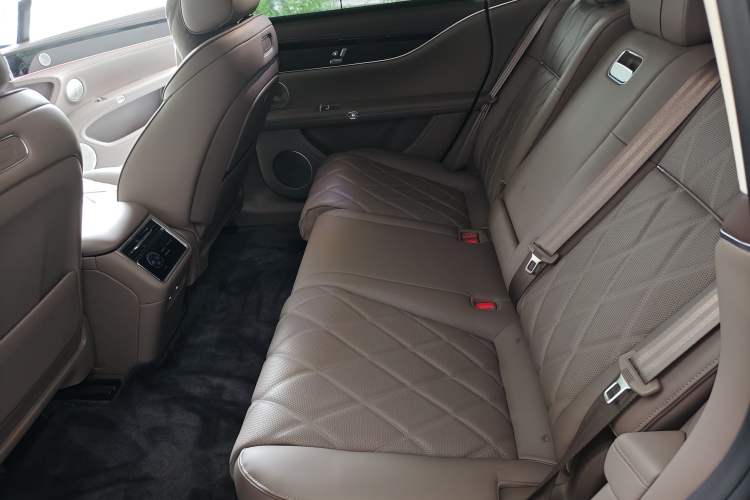 Used Hima Stelato S9T 2025 Model Pure Electric Four-Wheel-Drive Ultra Left Rear Seat