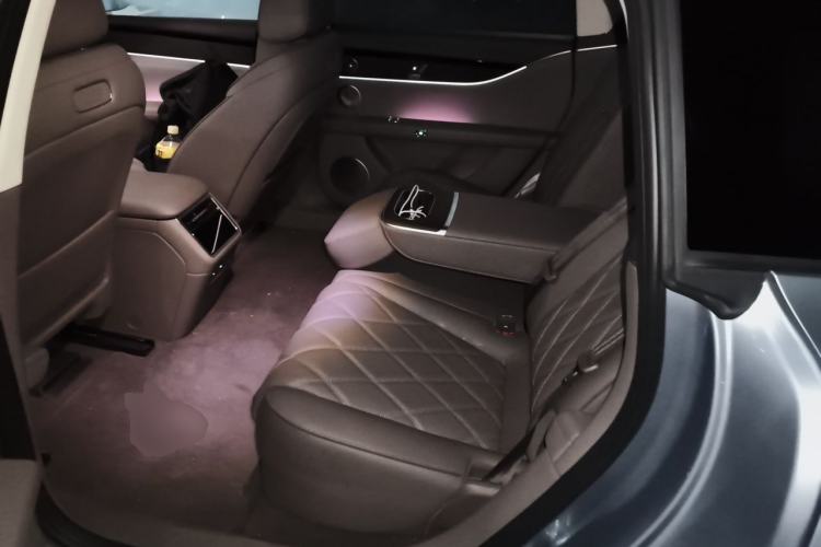 Used Hima Stelato S9T 2025 Model Range-Extended Ultra Long-Range Version Left Rear Seat