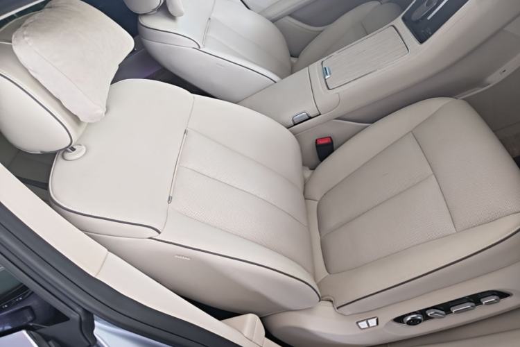 Used Hima Stelato S9T 2025 Model Range-Extended Ultra Long-Range Version Right Front Seat