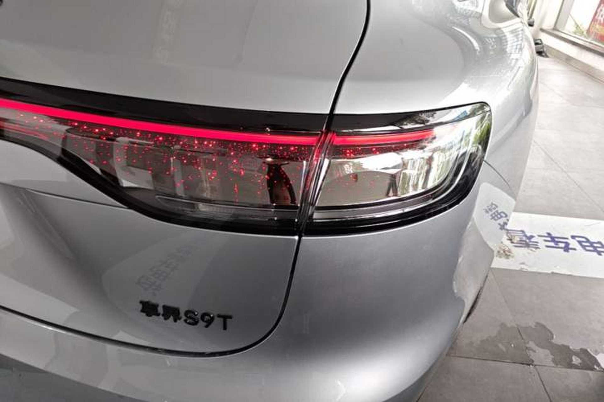 Used Hima Stelato S9T 2025 Model Pure Electric Four-Wheel-Drive Ultra Right Rear Taillight