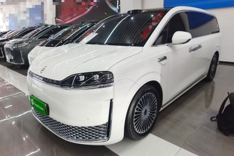 Hima Zhijie V9 2026 Model Ultra+